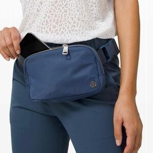 Lululemon Ink Blue Everywhere Belt Bag- NWOT